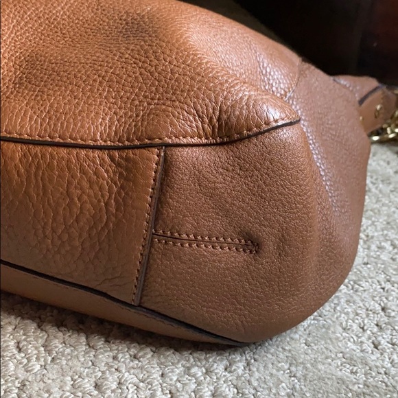 Large Michael Kors Crossbody Handbag - Picture 6 of 9